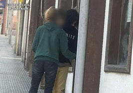 Dos personas detenidas por robar los pomos de las puertas de Haro.