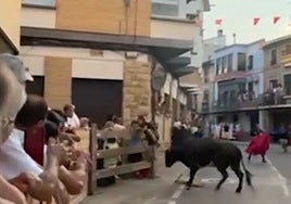 Un joven alfareño, ingresado en el hospital de Tudela por una cornada en un encierro en Murchante