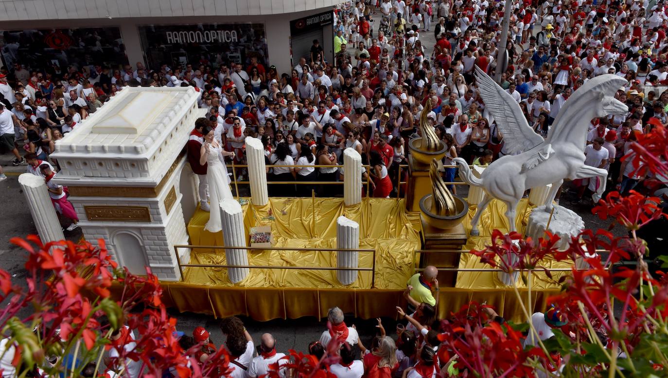 El dragon de la peña Riojana, la mejor carroza