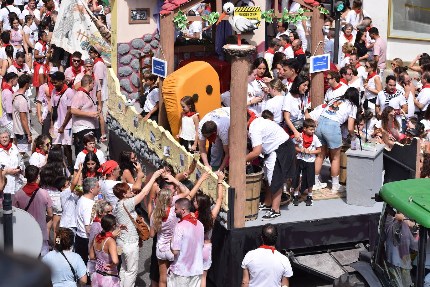 El dragon de la peña Riojana, la mejor carroza