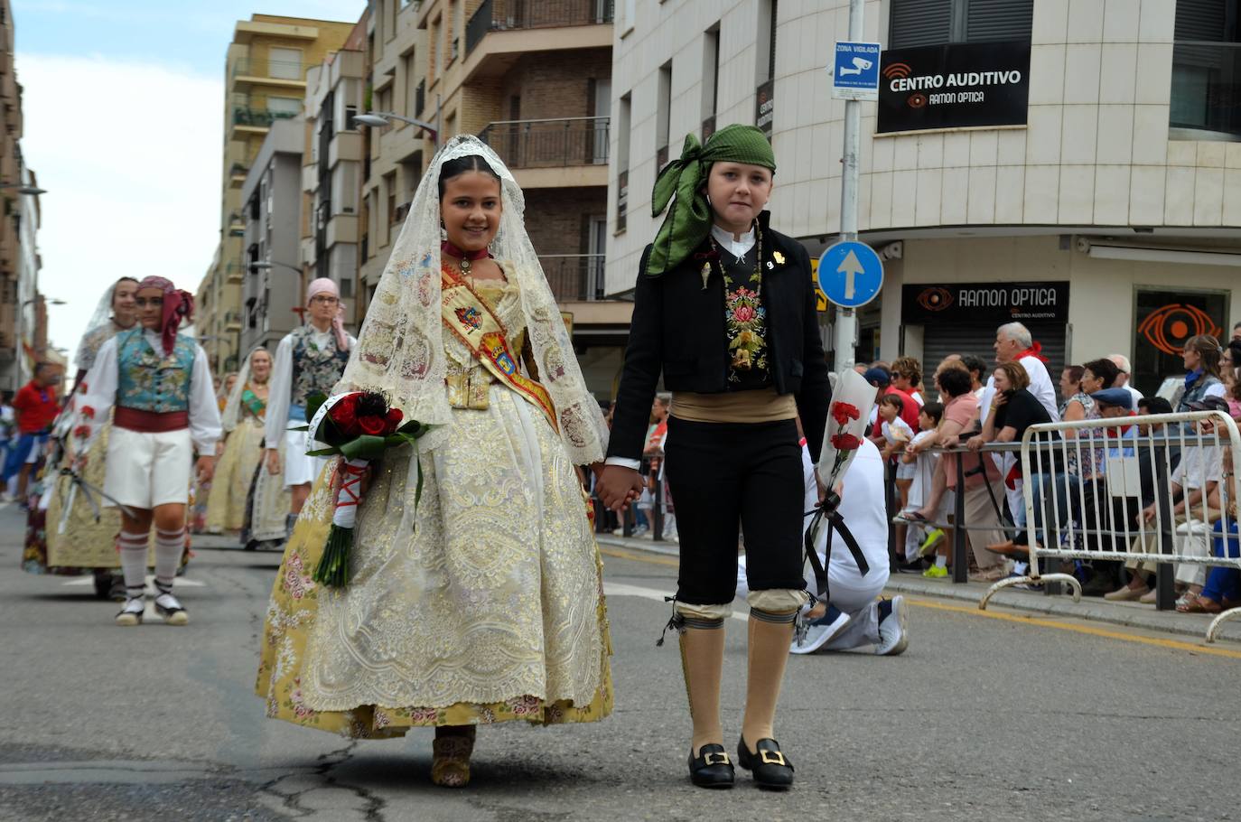 Las imágenes de la ofrenda de flores a los patronos en Calahorra