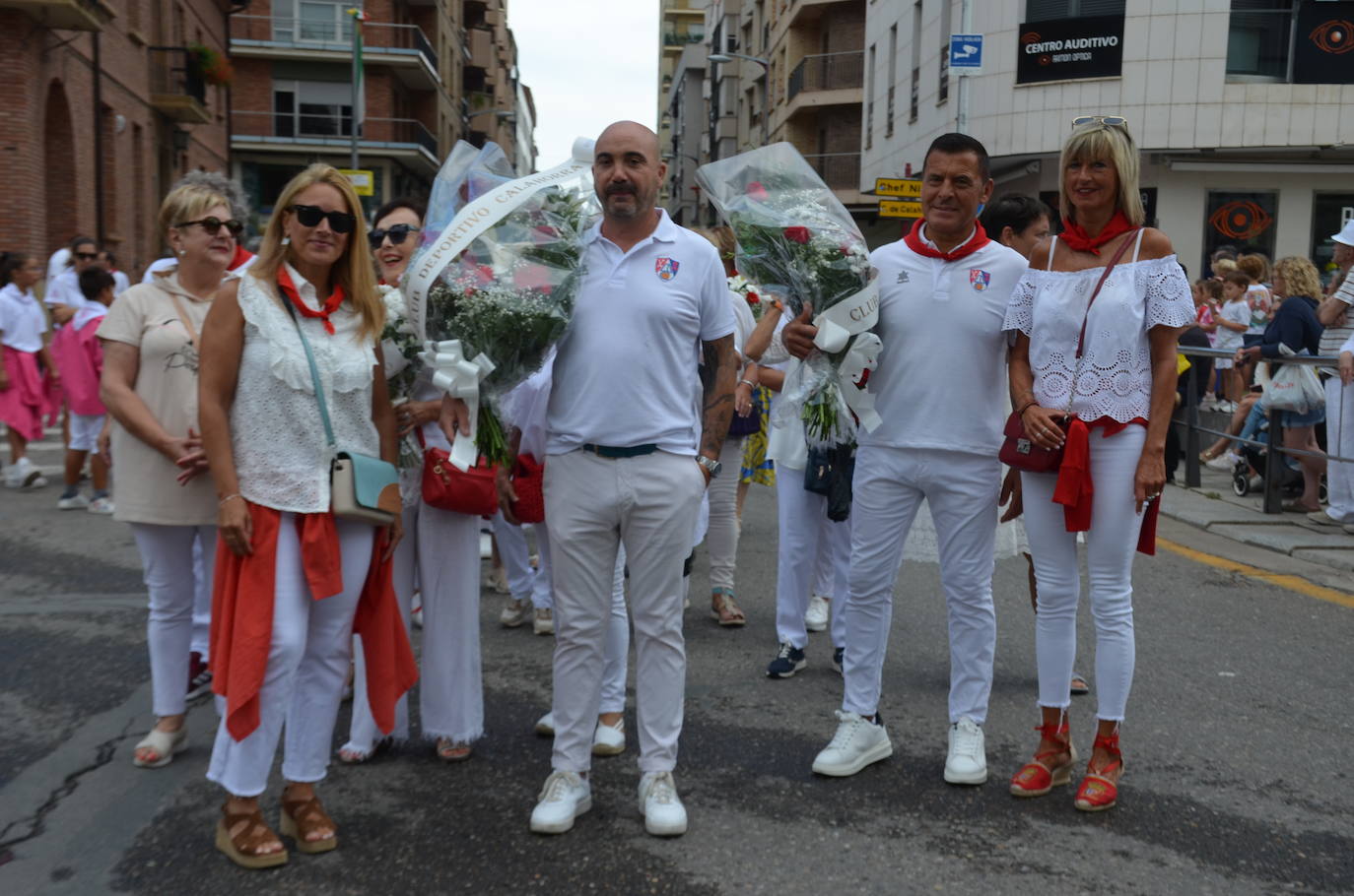 Las imágenes de la ofrenda de flores a los patronos en Calahorra