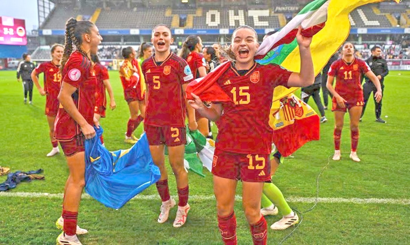 Ortega celebra el título mundial sub'19.