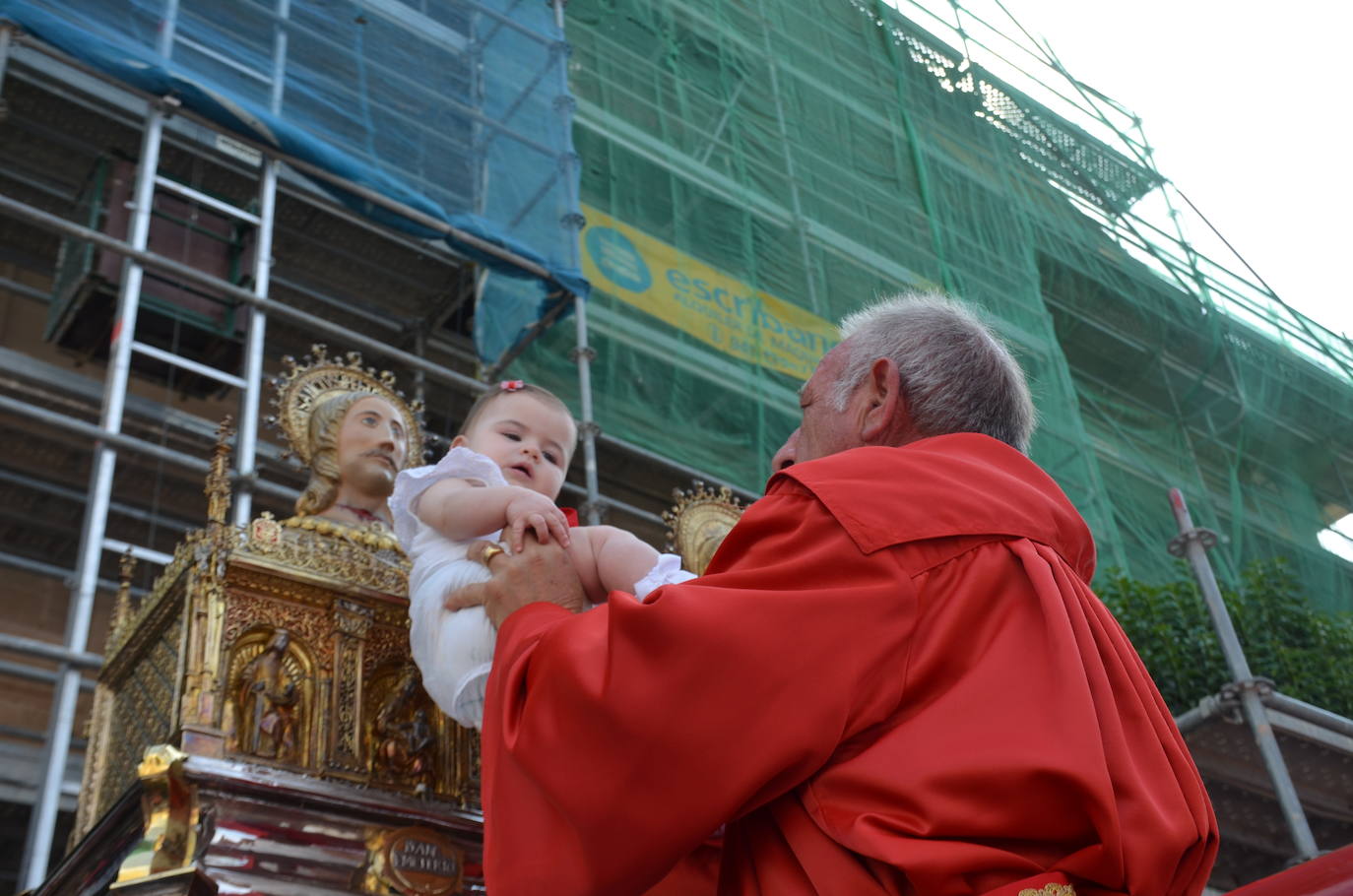 Procesión en honor a los santos de Calahorra