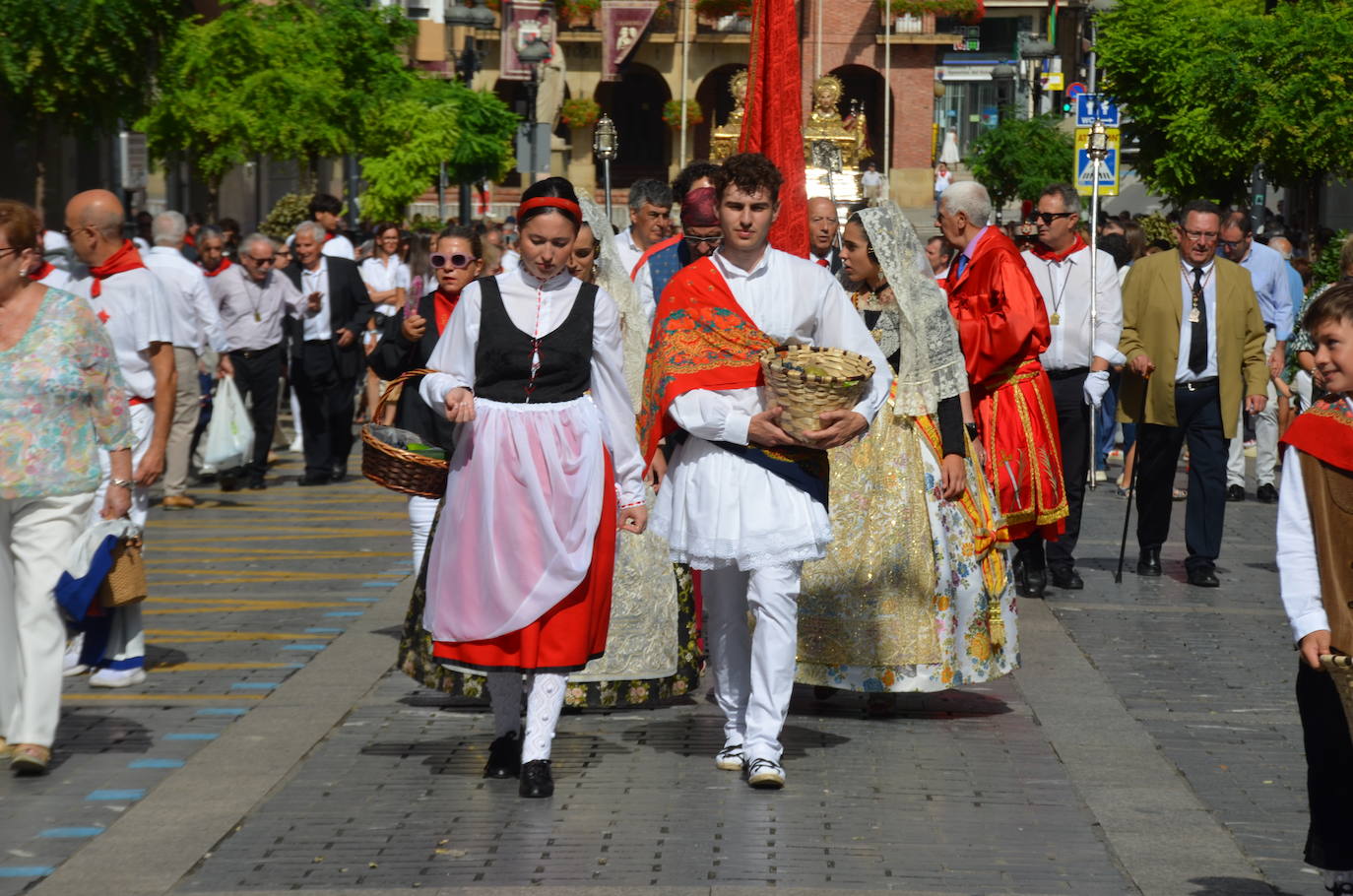 Procesión en honor a los santos de Calahorra