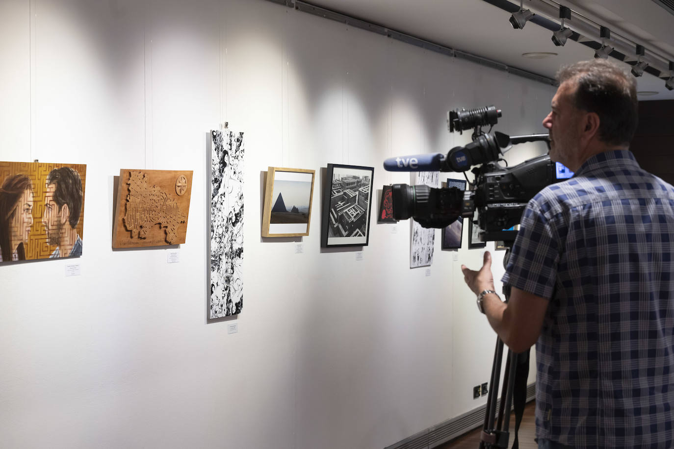 El Centro Fundación Caja Rioja Gran Vía acoge la exposición colectiva &#039;Laberinto&#039;