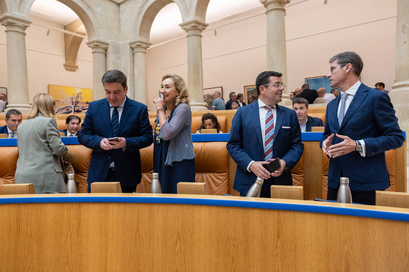 Las imágenes de la primera jornada del debate del estado de la región