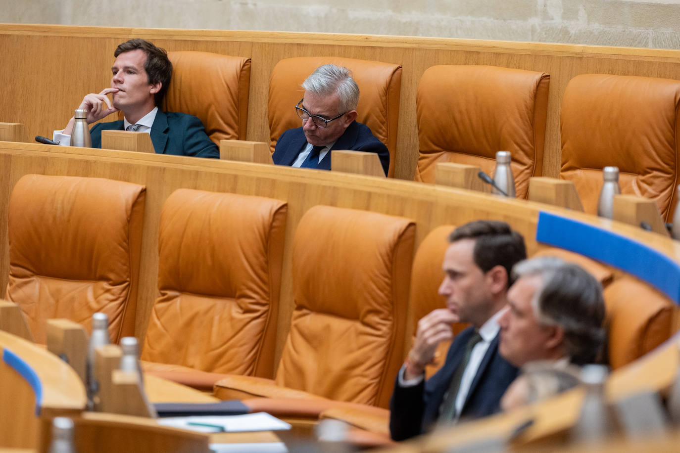 Las imágenes de la primera jornada del debate del estado de la región