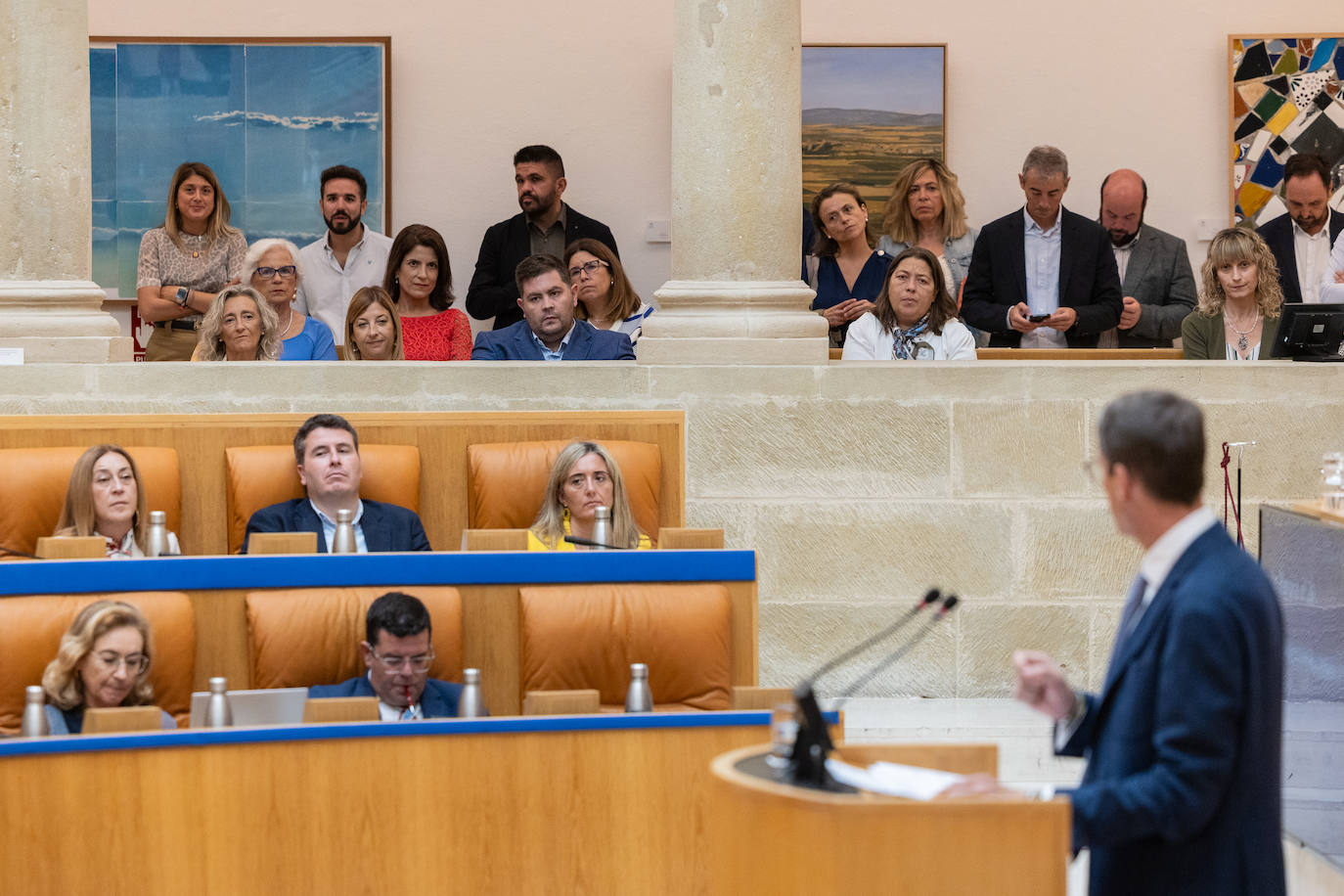 Las imágenes de la primera jornada del debate del estado de la región