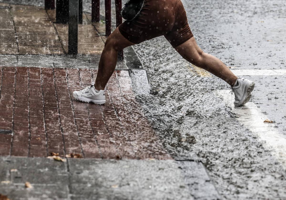 Una jornada de lluvias en Logroño.