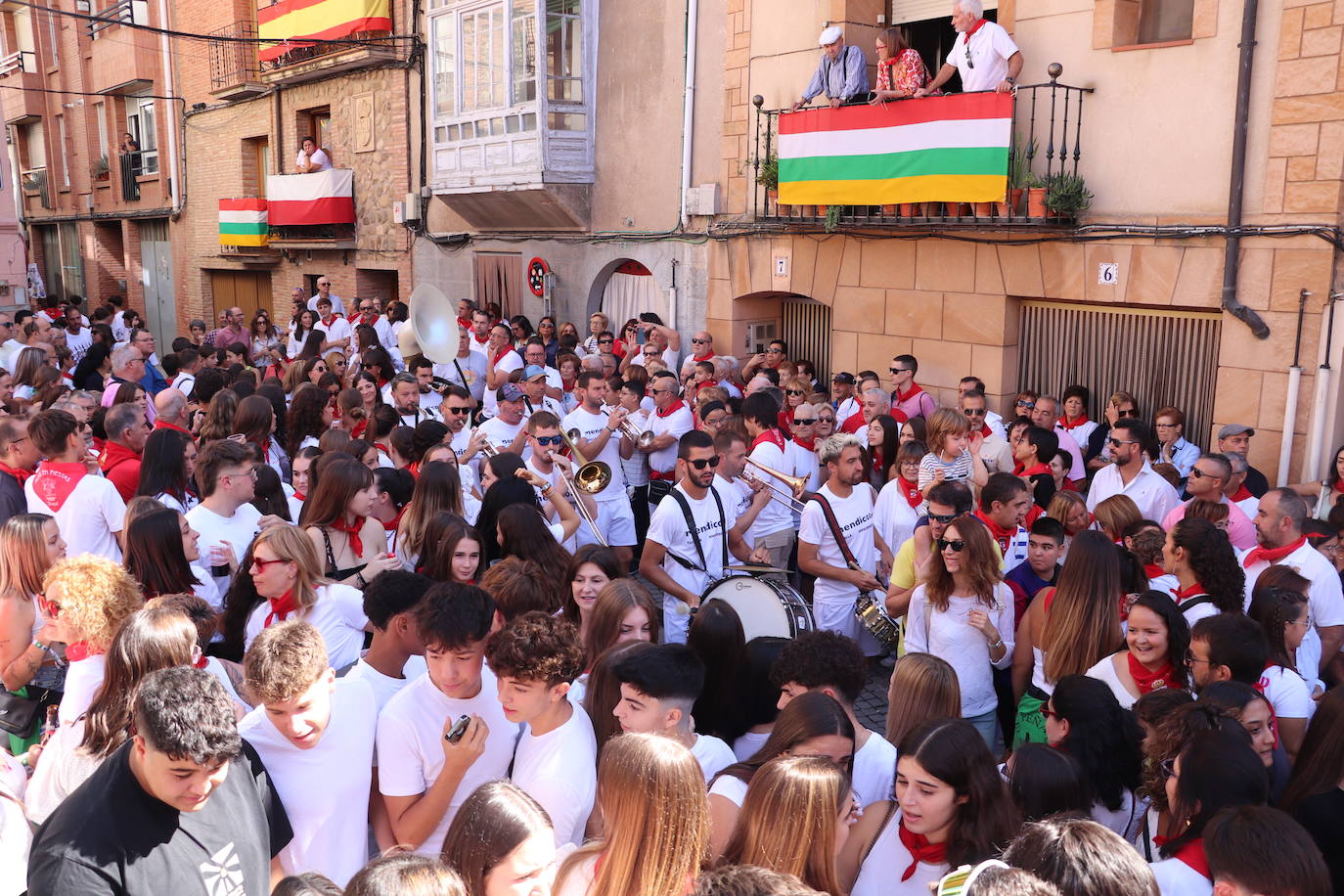 Autol arranca sus fiestas con el chupinazo