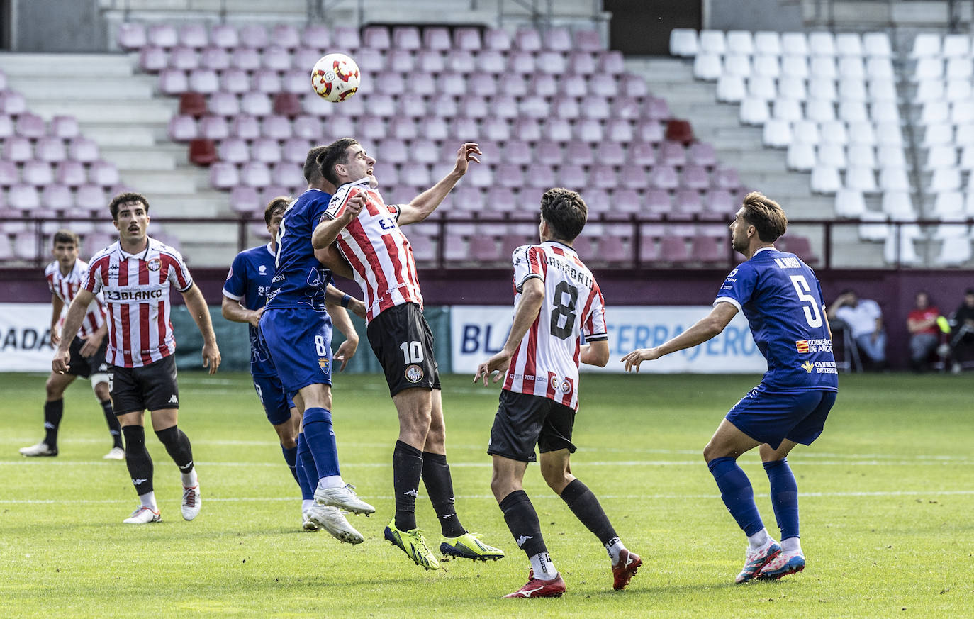 El partido SD Logroñés-Teruel