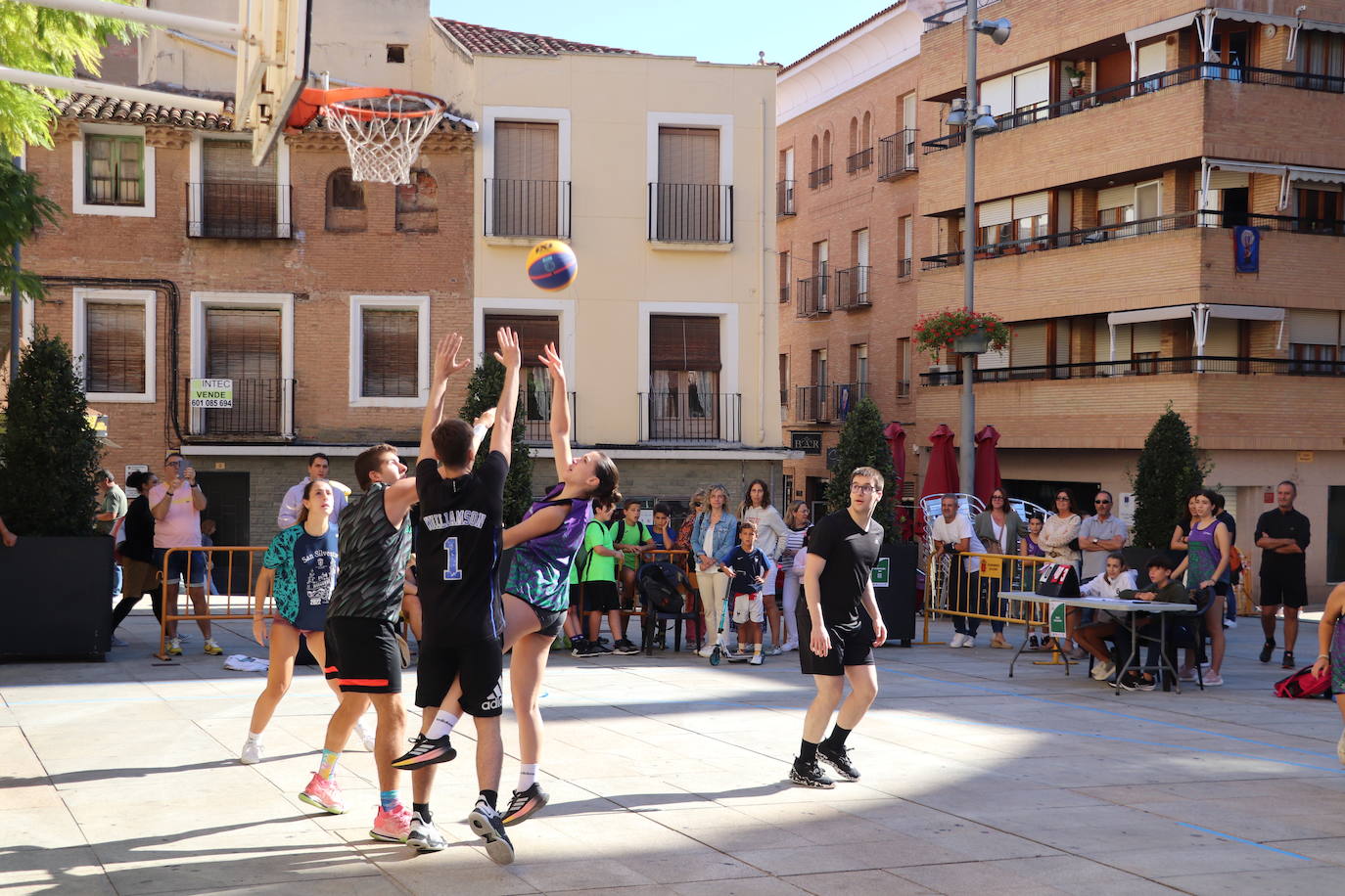 Alfaro celebra sus fiestas del Burgo