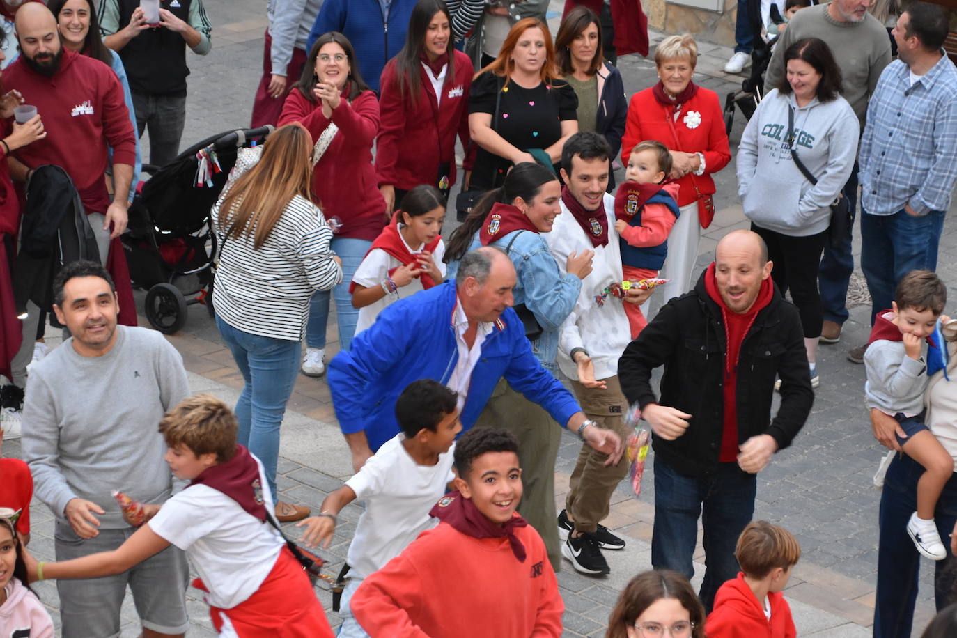 Primer día de las fiestas de Villar de Arneo