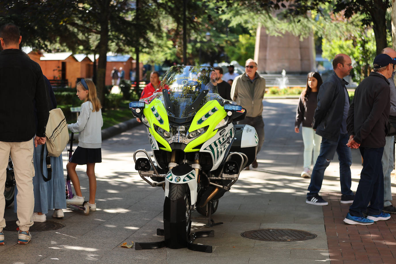 Jornada de puertas abiertas de la Guardia Civil de Tráfico en Logroño