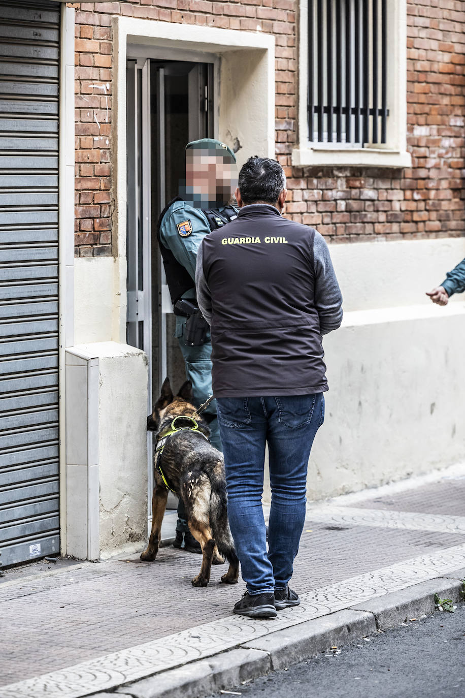 Registros en la calle Cervera, en Logroño.