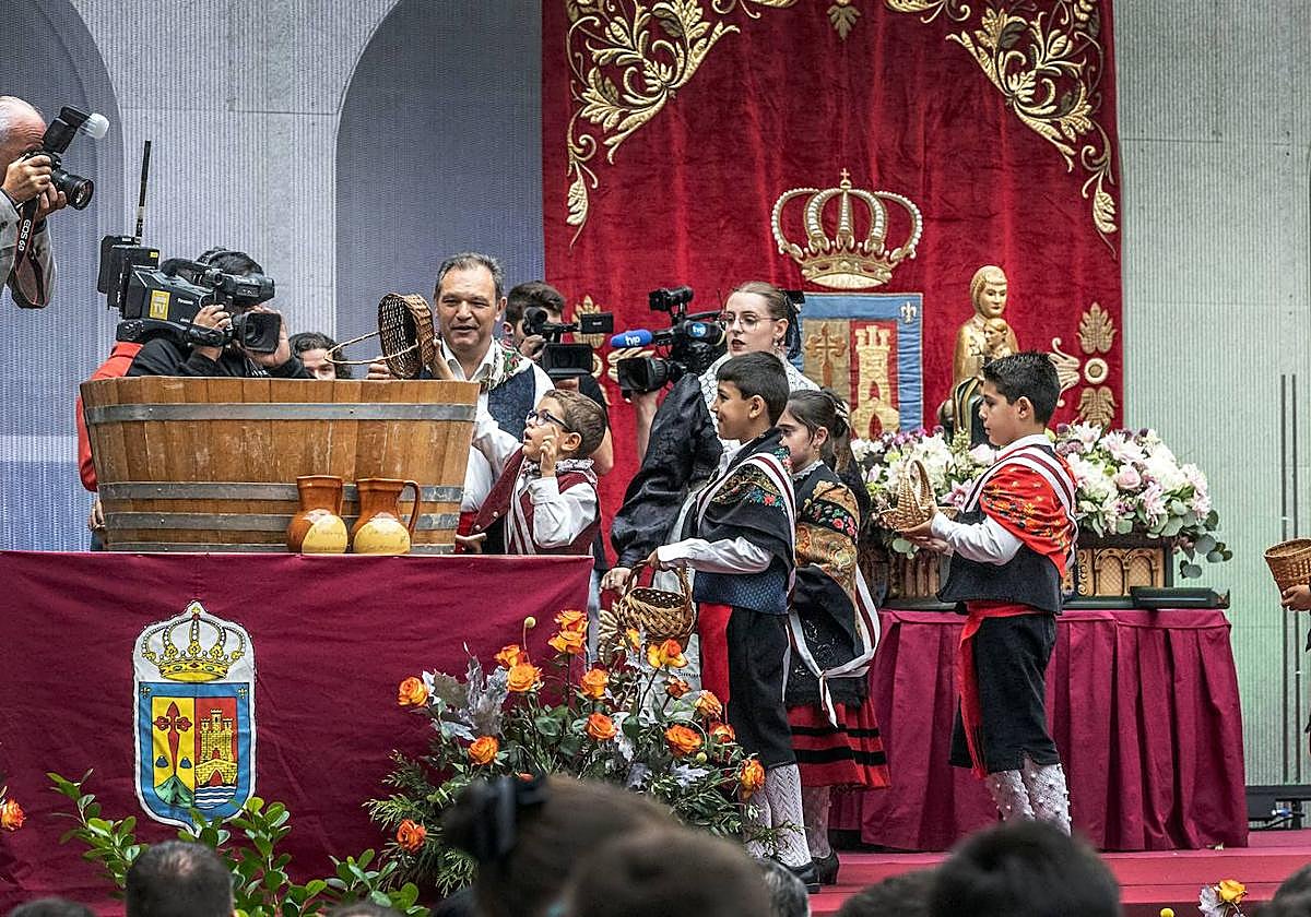 El Pisado de la Uva cambia de nuevo de ubicación por la previsión de lluvia