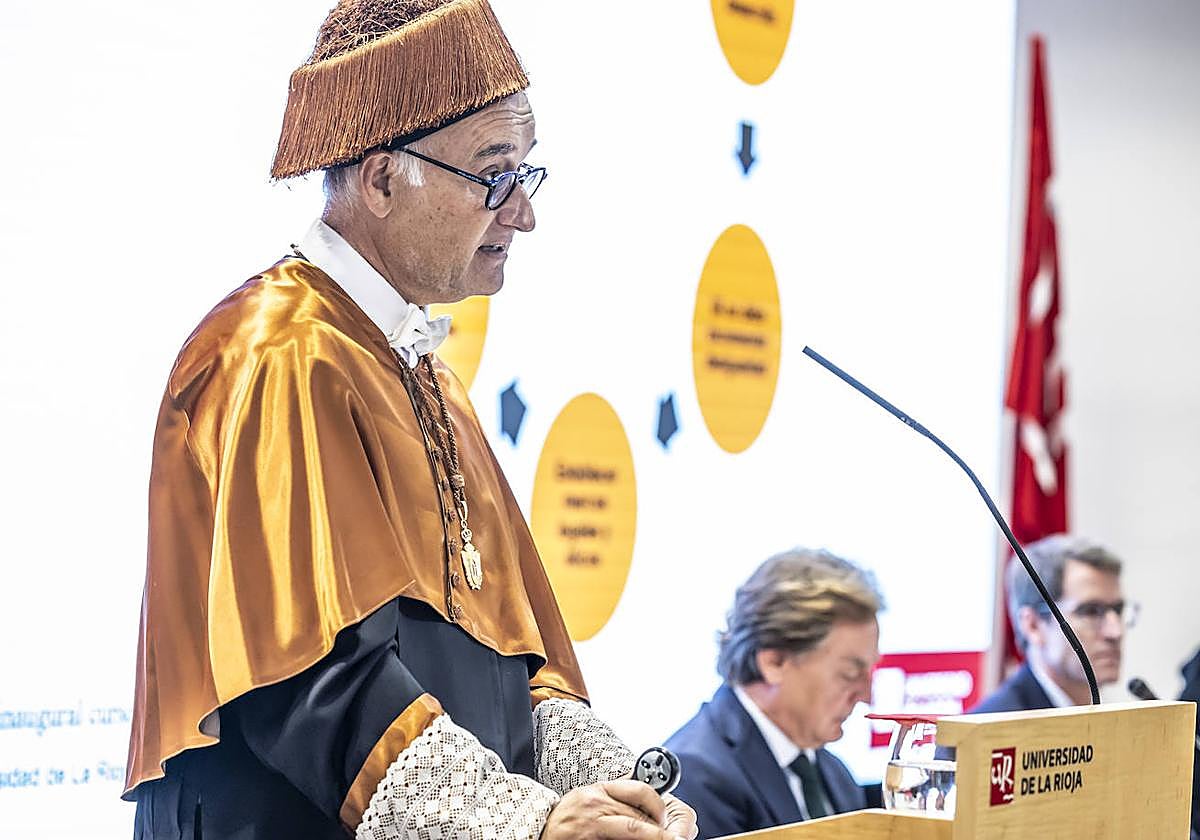 Rafael Muñoz Guillena, catedrático de Lenguajes y Sistemas Informáticos de la Universidad de Alicante