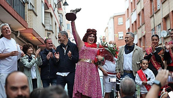 El actor que interpreta a 'La Reina de la pantaloneta', galardón Simpático del Año