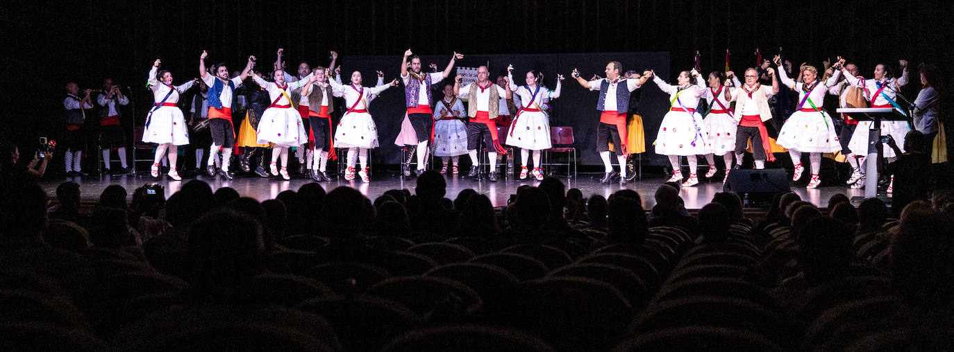 La lluvia no puede con la danza