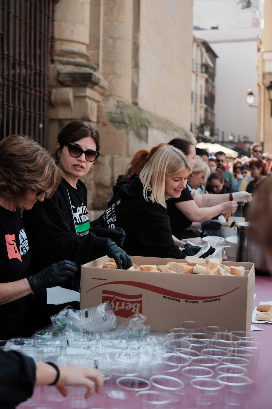 Degustación de caldereta riojana vegetal