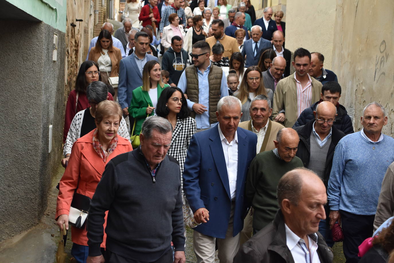Imposición de pañuelos, procesión y pisado de la uva en Rincón de Olivedo