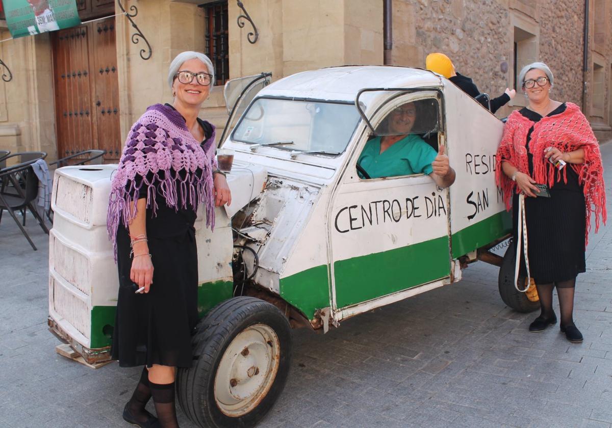 No faltó el sentido del humor a la hora de construir estos autos locos.