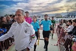 Insultos machistas a la juez de línea en el Haro-Berceo
