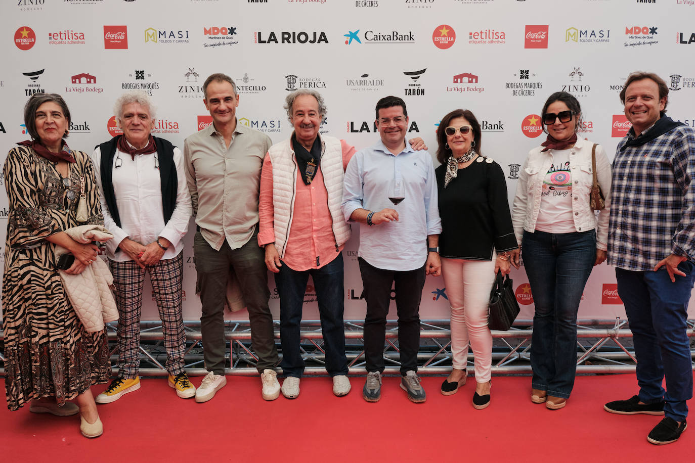 Teresa Elguezábal, Ángel Cuevas, Miguel Sáinz, Francisco Martínez Bergés, Alfonso Domínguez, Pili Barrios, Sonia Polo y Quique Martínez Armas. 