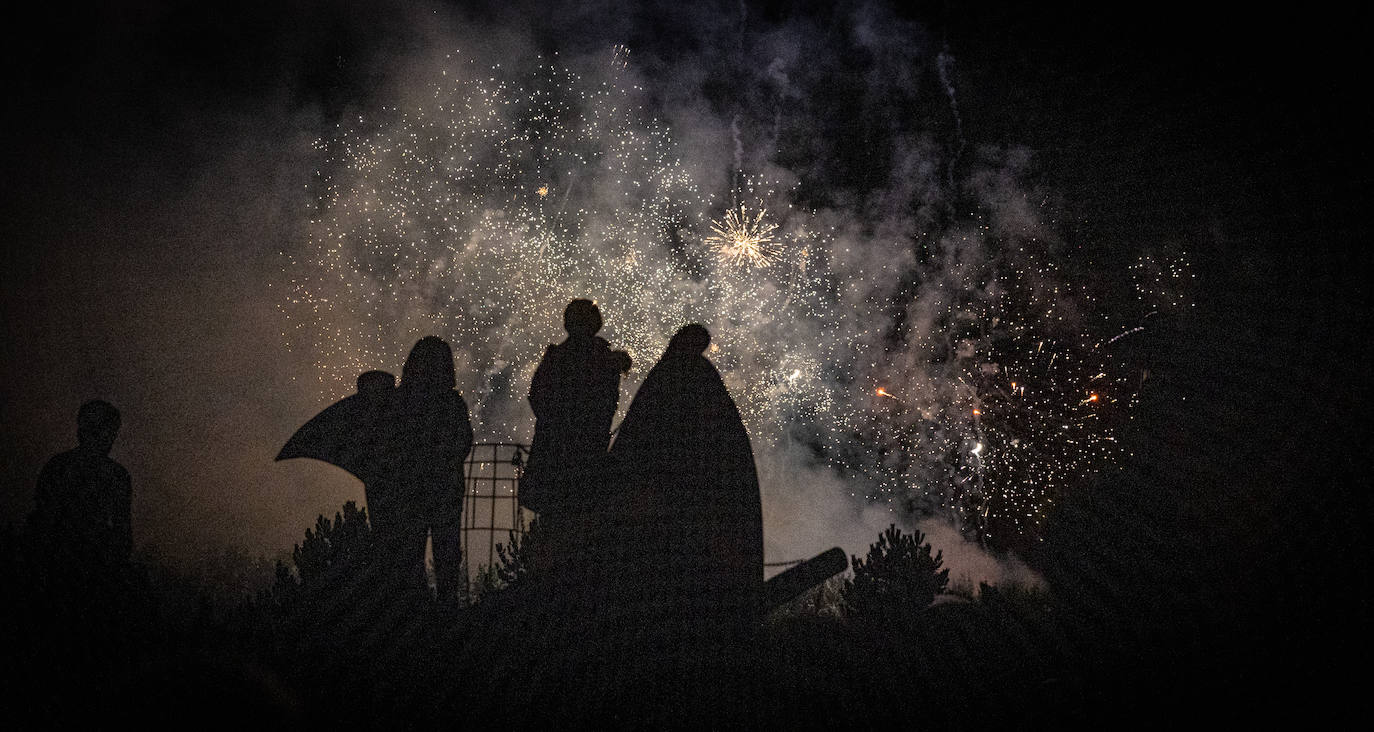 Primera colección de fuegos artificiales de San Mateo: pirotecnia Zaragozana