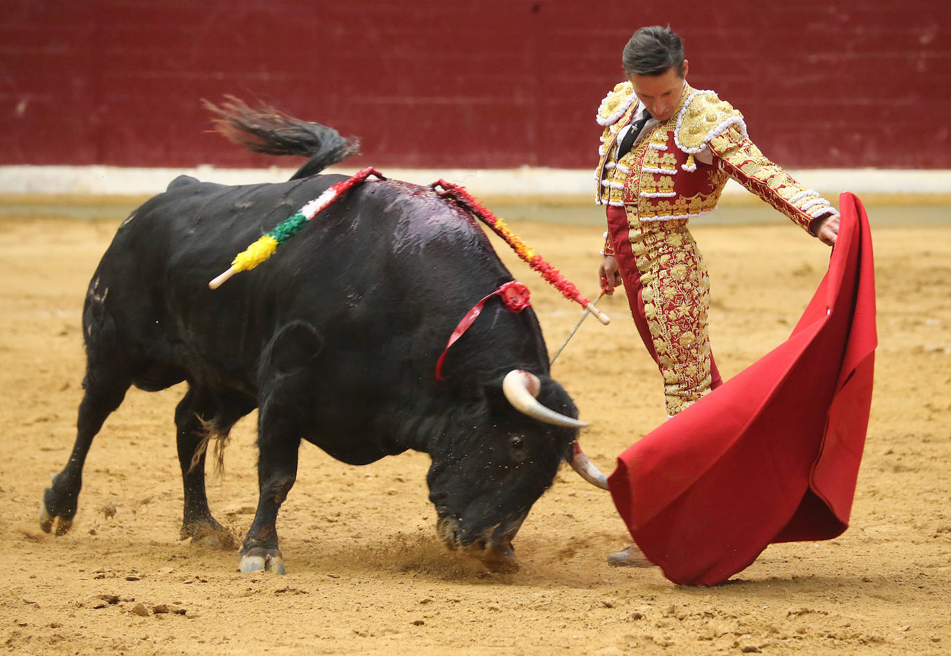 Talavante suma trofeos y Urdiales pone el arte