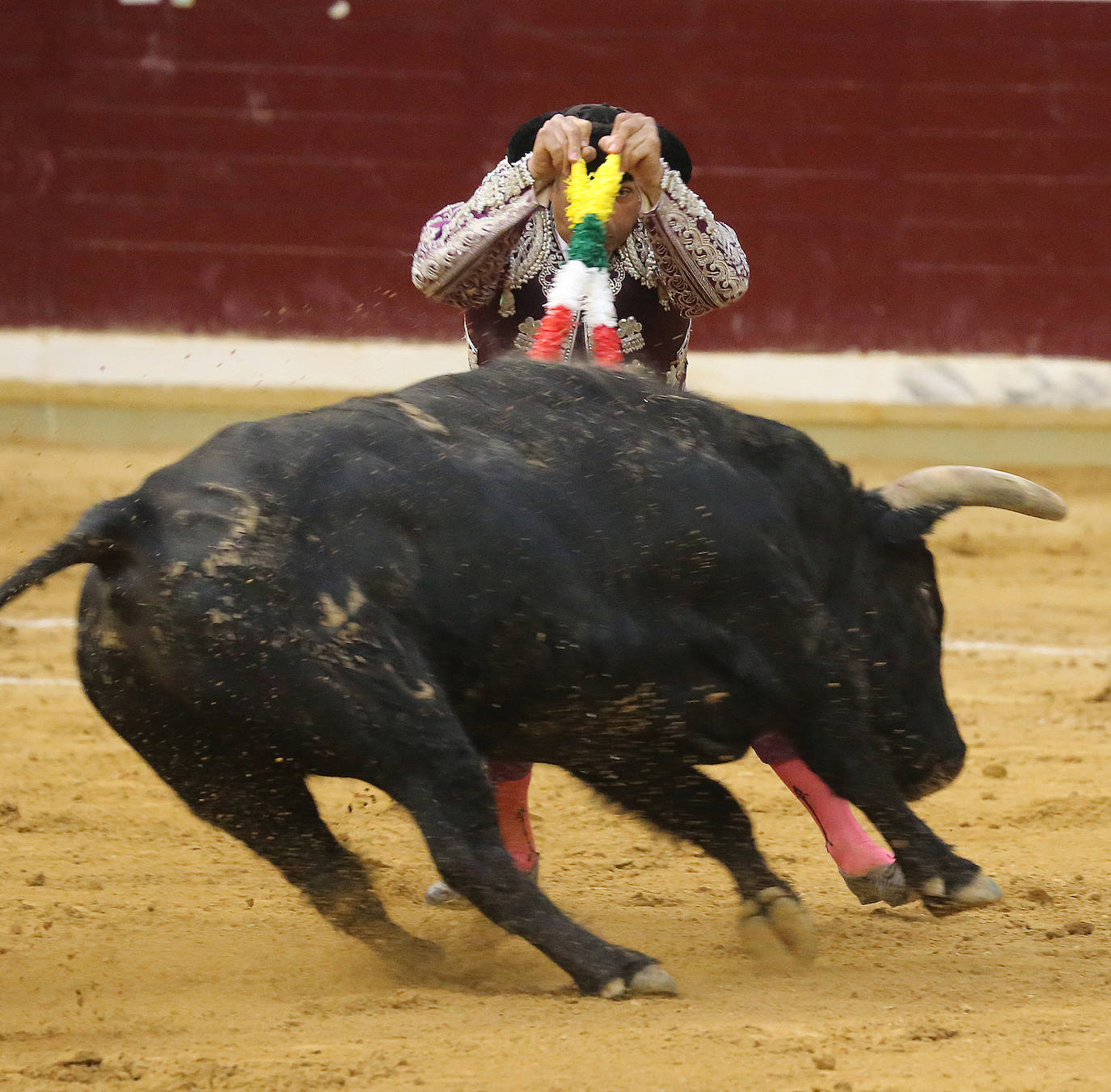 Talavante suma trofeos y Urdiales pone el arte