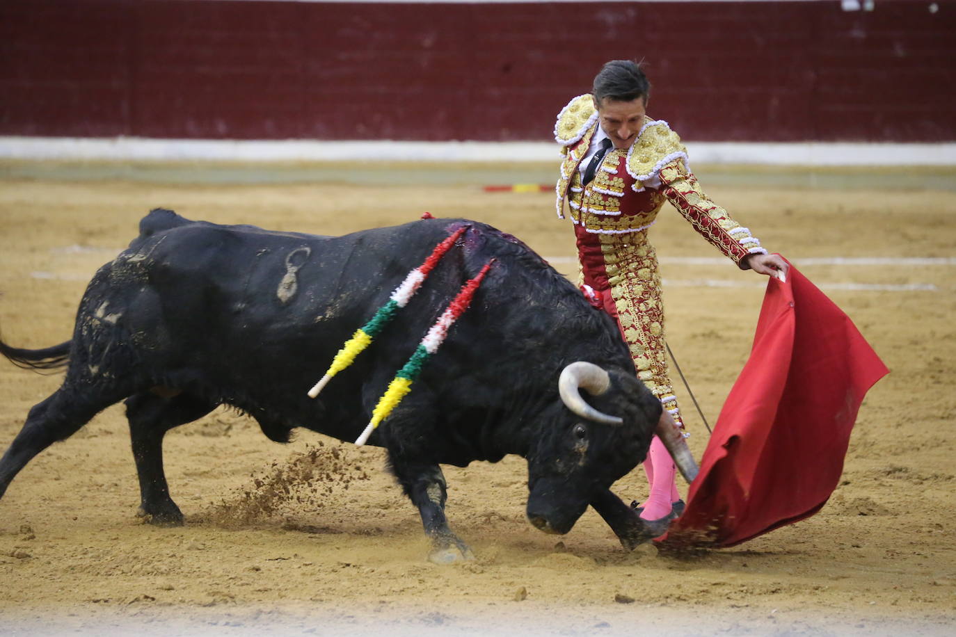 Talavante suma trofeos y Urdiales pone el arte