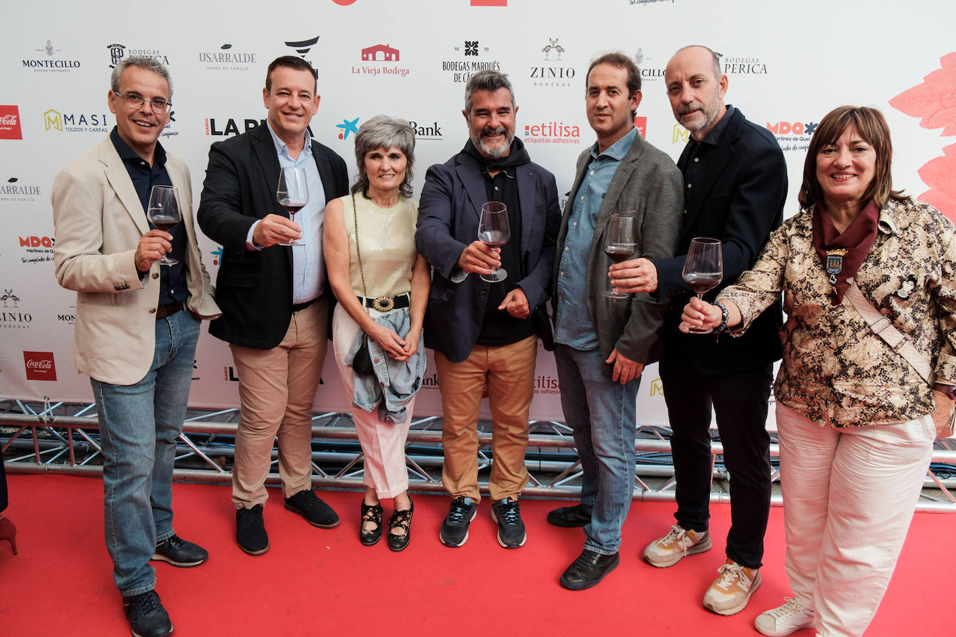 Dani Martínez y Diego Castillo, de Etilisa; Merche Irigoyen y Eduardo Urrestarazu (Franco Españolas), Alberto Ruiz (Etilisa), Iván de la Torre (Reproestudios) y Merche Cerrolaza (Rioja Medios).