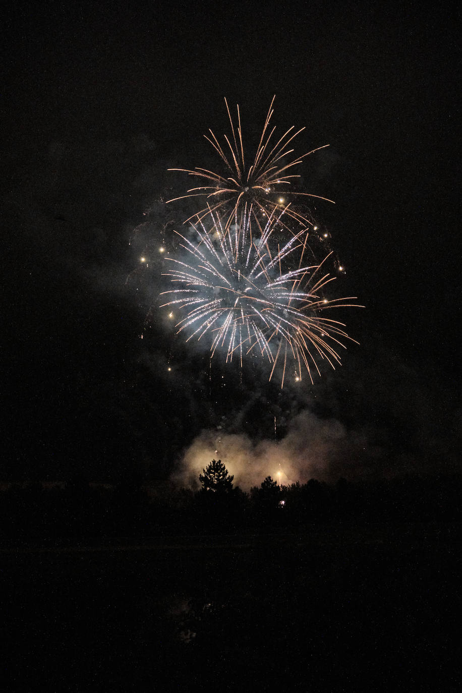 Fuegos artificiales de San Mateo con pirotecnia Pibierzo