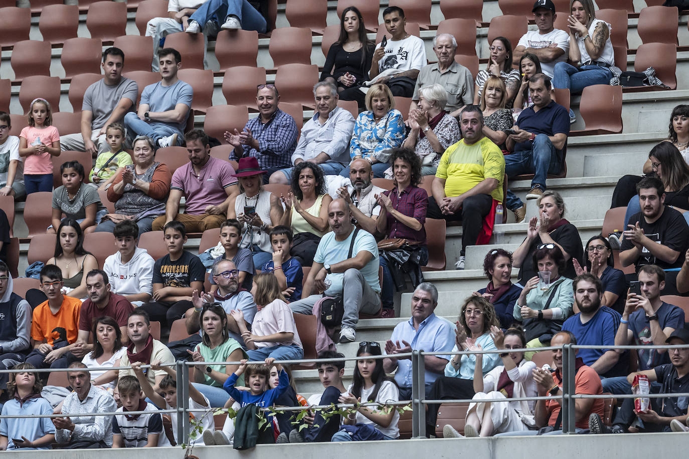 Concurso de recortes en la plaza de toros La Ribera, en imágenes