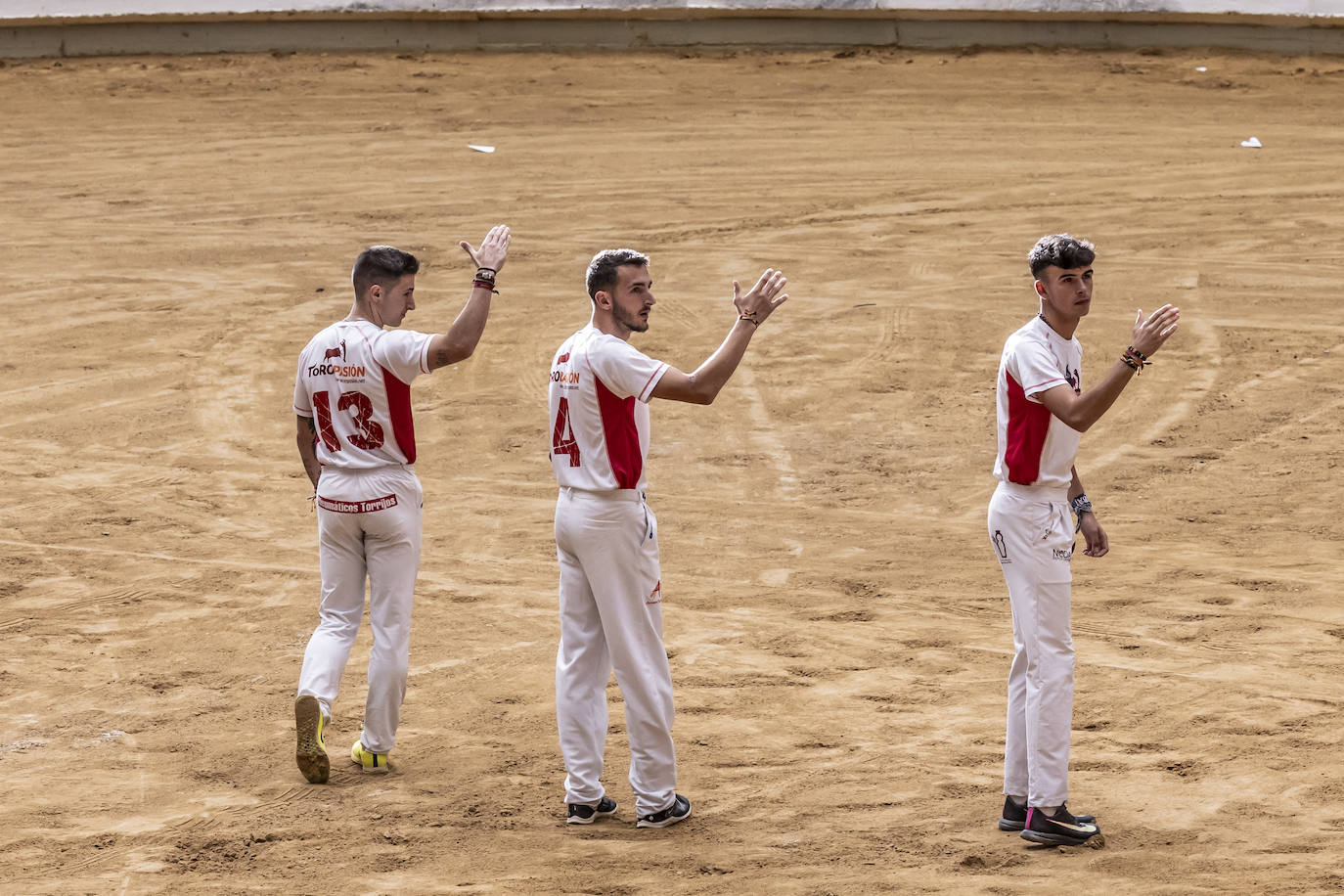 Éxito de público en La Ribera con los recortadores