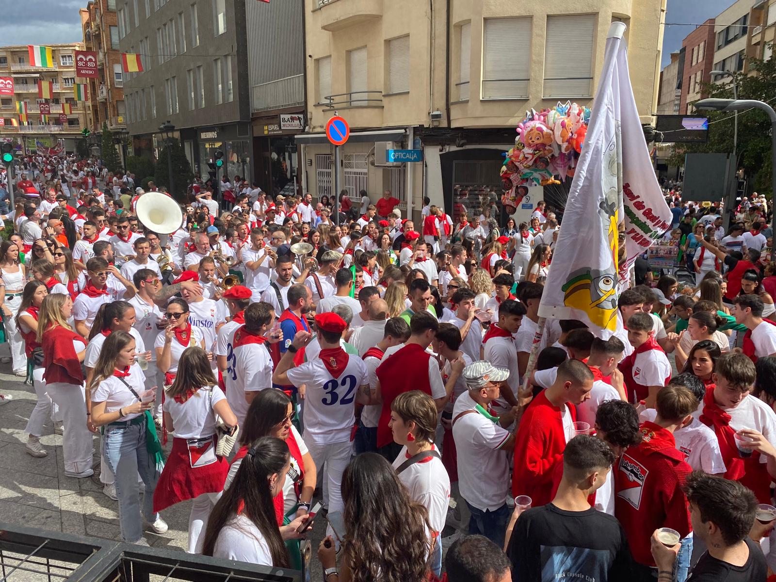 Comienzan las fiestas de Arnedo con el disparo de &#039;la bomba&#039;