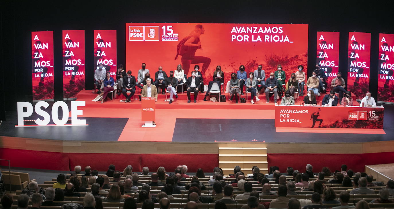 XV Congreso del PSOE, que proclamó secretaria general a Concha Andreu