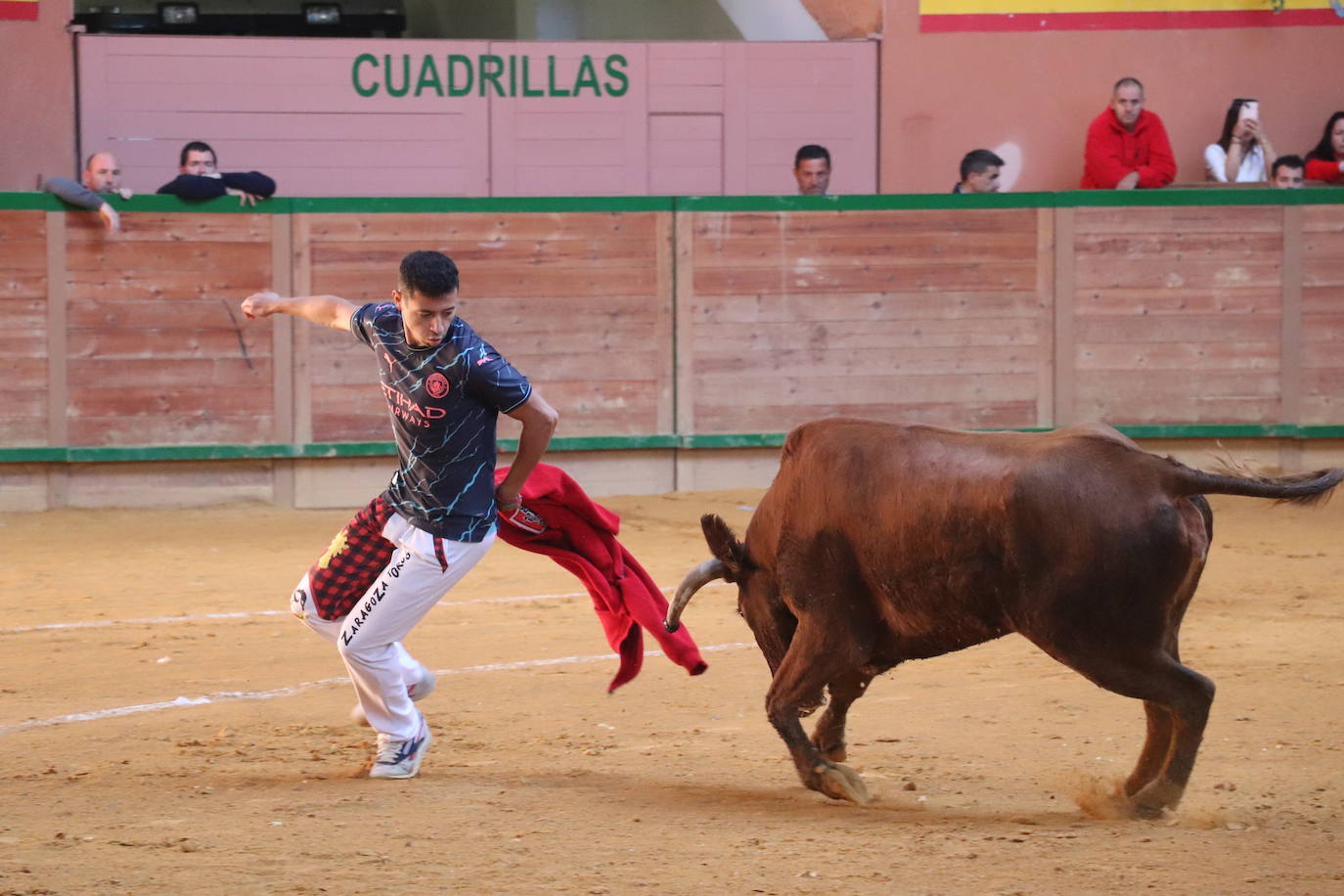 Los jóvenes y los niños, protagonistas del domingo de fiestas en Arnedo