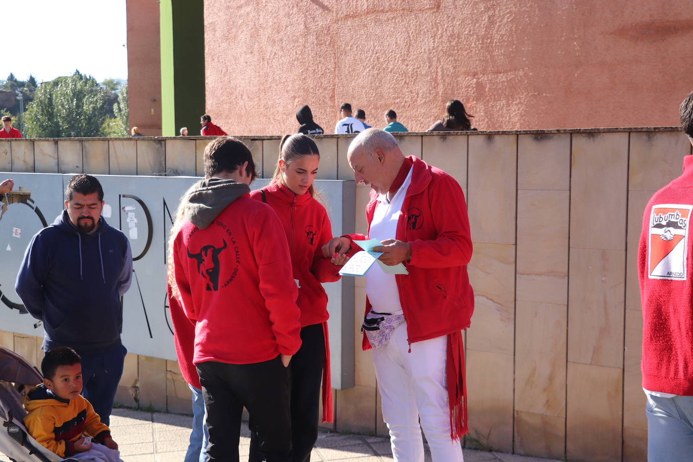 Los jóvenes y los niños, protagonistas del domingo de fiestas en Arnedo