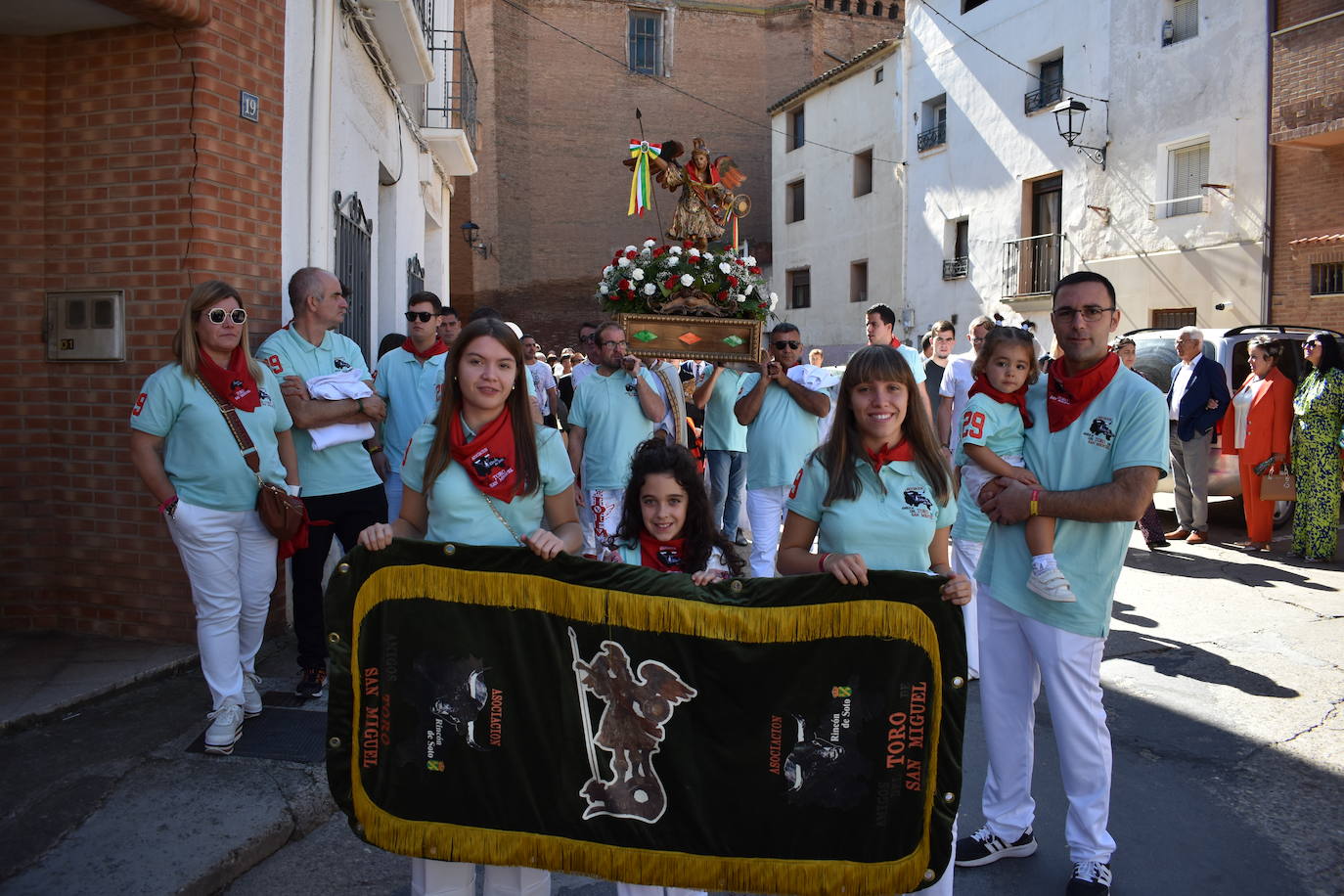 Rincón de Soto celebra el día grande de las fiestas de San Miguel