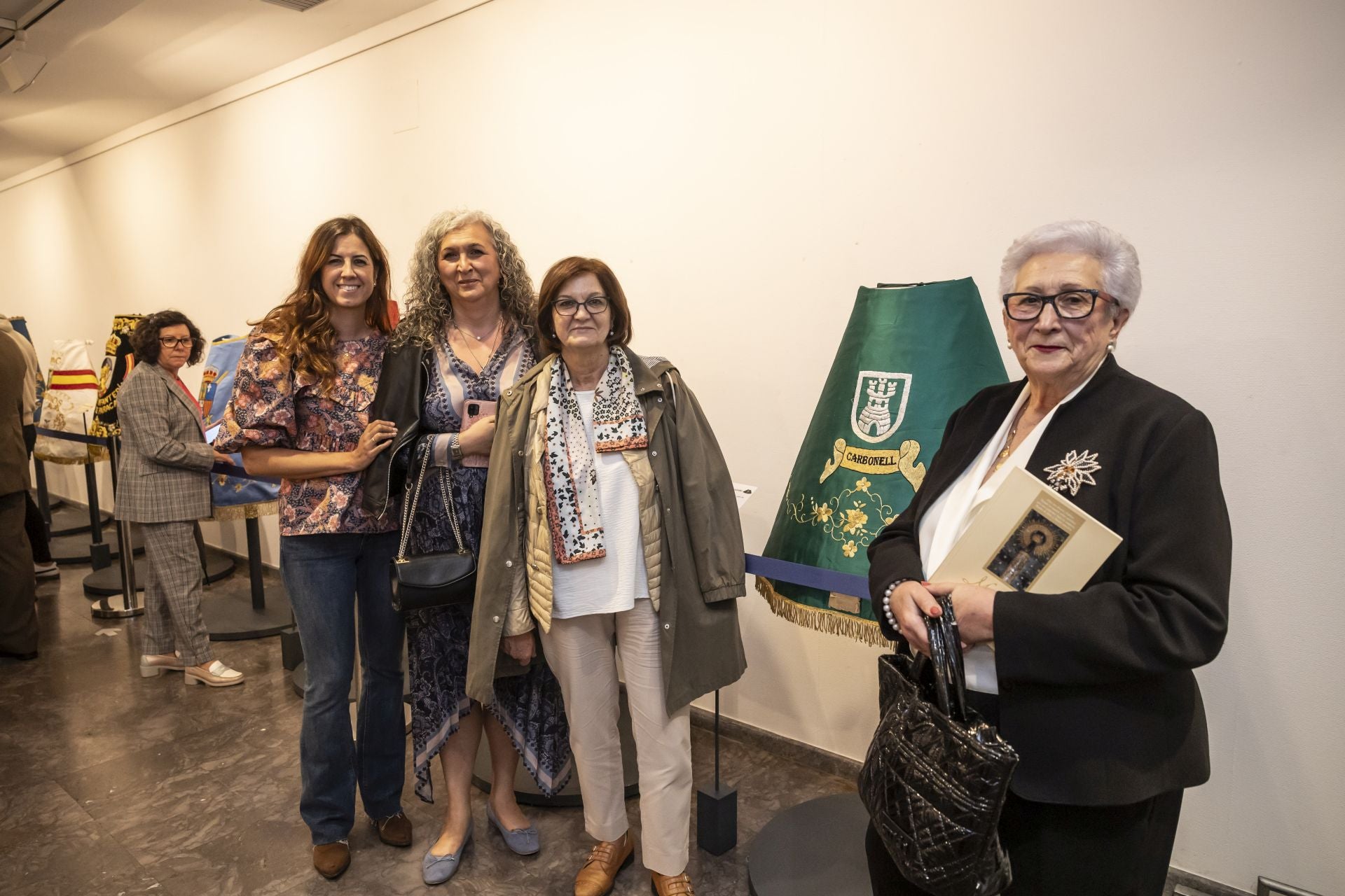 Exposición de mantos de la Virgen del Pilar
