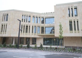 Edificio del nuevo centro de salud de La Villanueva.