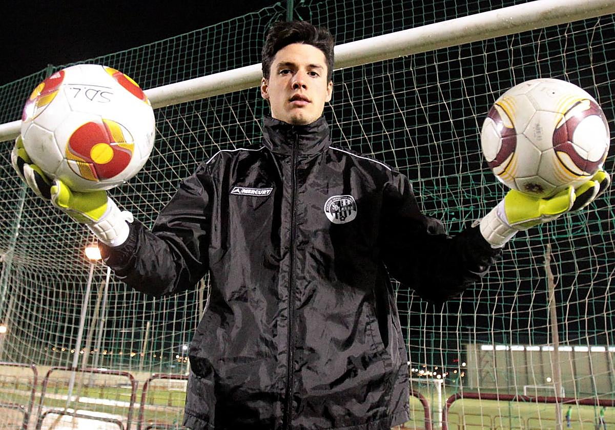 Gonzalo, en su época en la SDL.