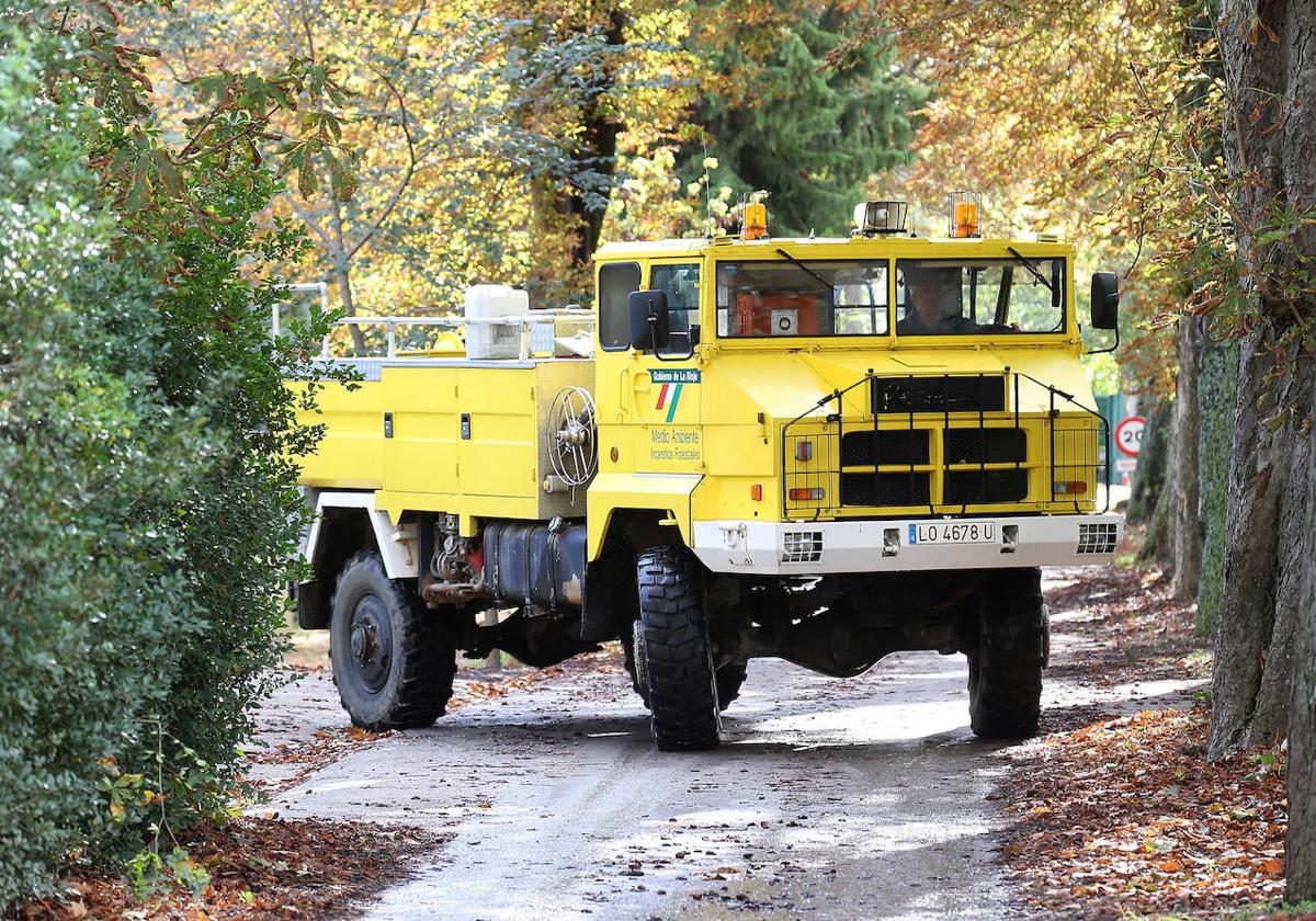 Automboba forestal. Camión Pegaso, del año 2000, propiedad de la Consejería de Agricultura.