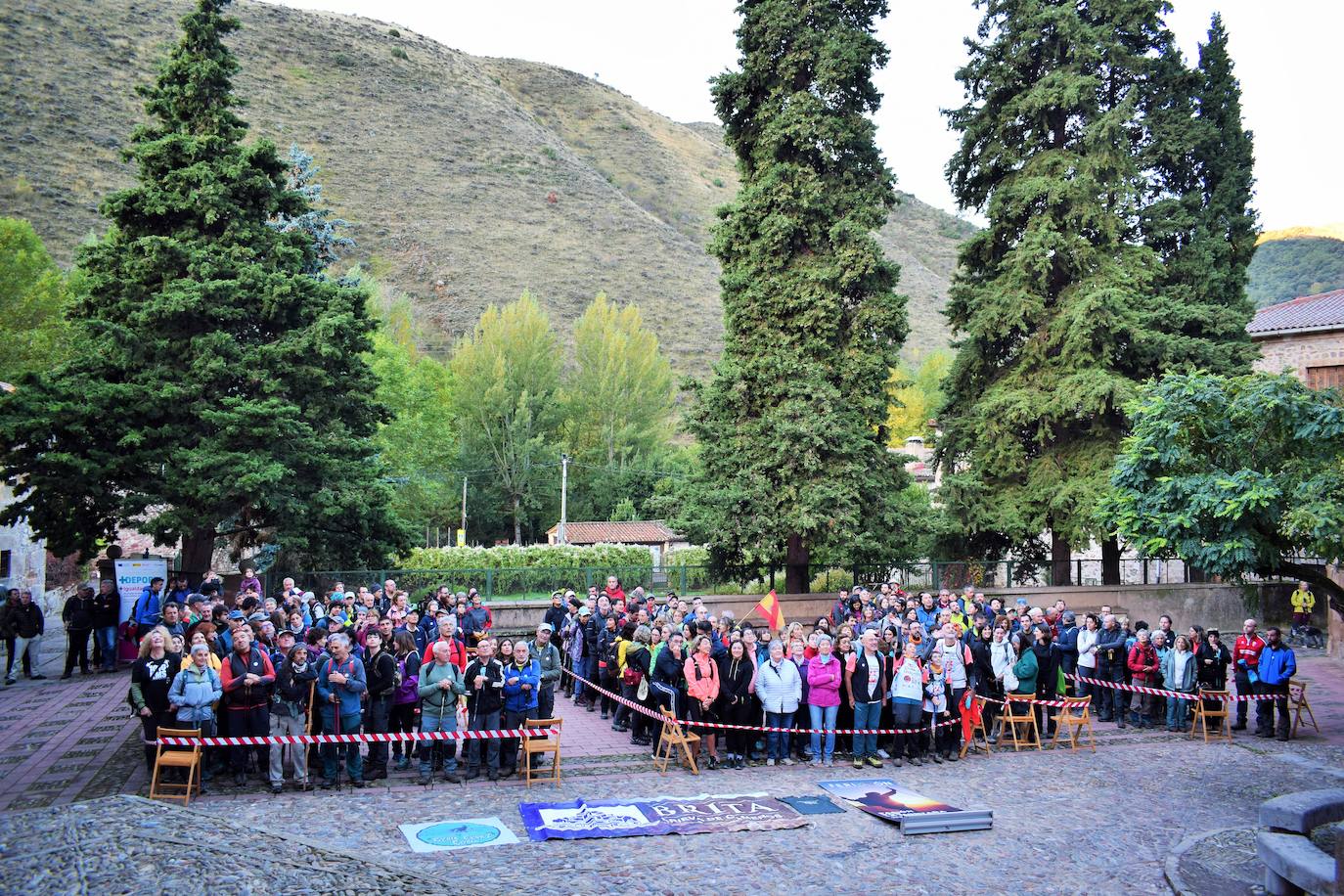 Tres enfermos de ELA ascienden a 1.854 metros de altitud en el Día del Montañismo Riojano