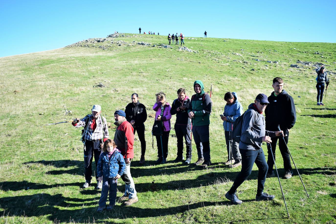 Tres enfermos de ELA ascienden a 1.854 metros de altitud en el Día del Montañismo Riojano