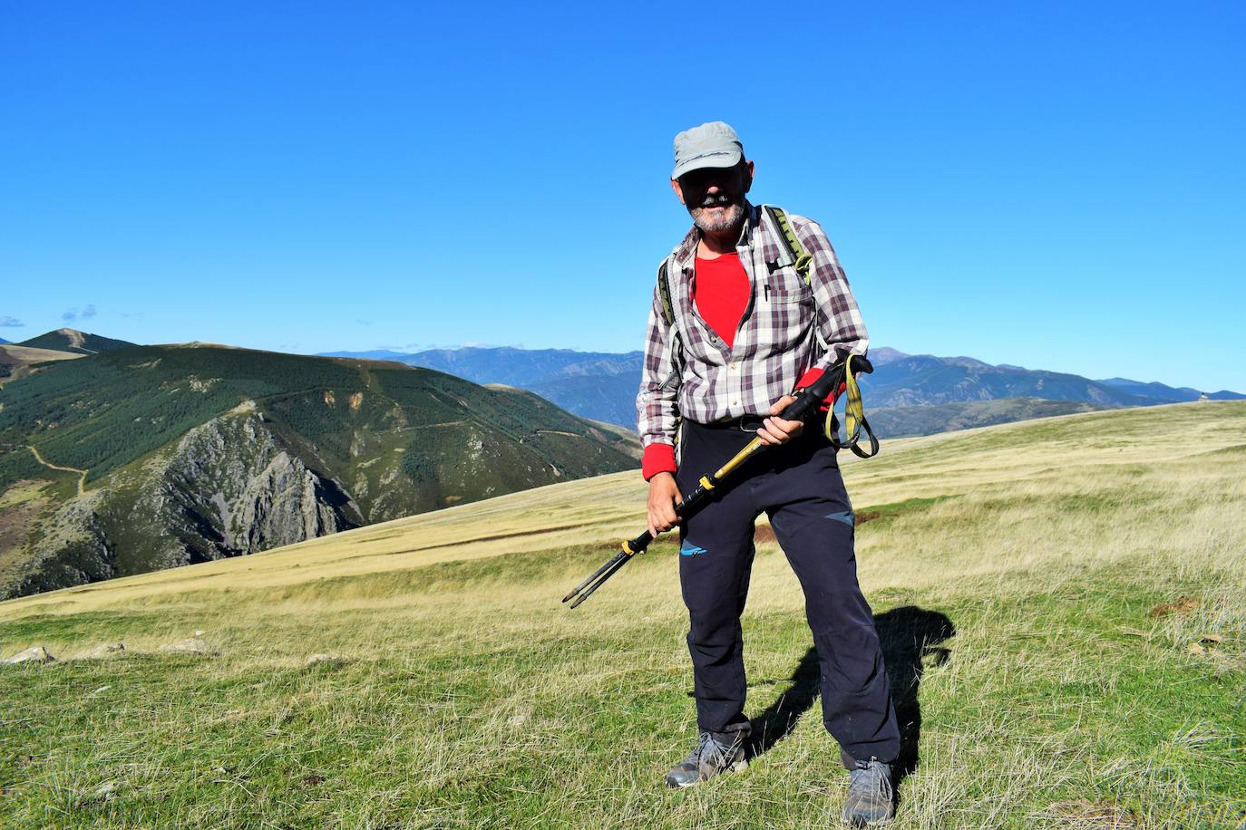 Tres enfermos de ELA ascienden a 1.854 metros de altitud en el Día del Montañismo Riojano