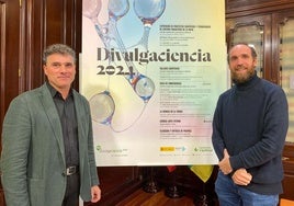 Carlos Fuentes y Eduardo Sáenz de Cabezón, en la presentación de 'Divulgaciencia24'.